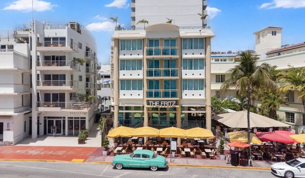 More Photos Of 524 Ocean Dr, Miami Beach Hotel For Sale