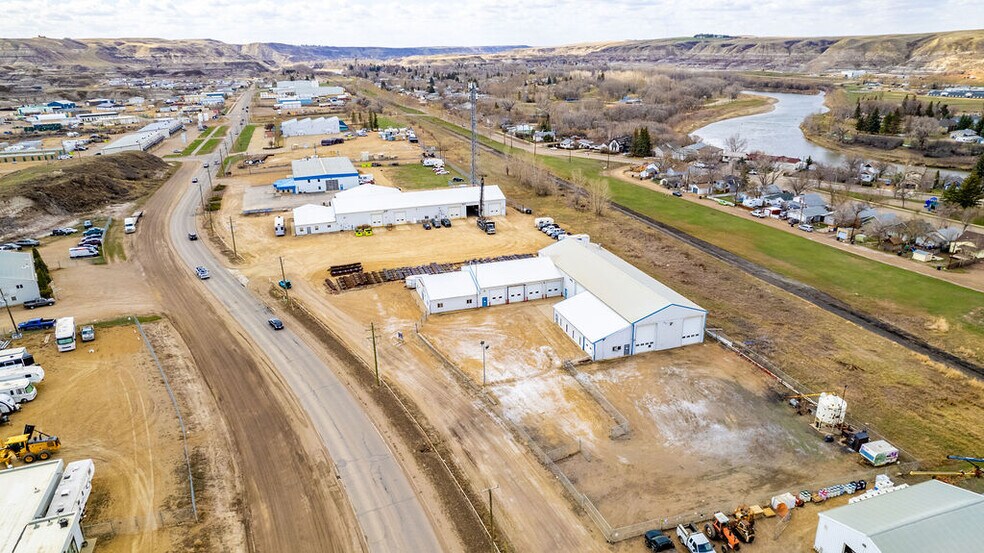 More Photos Of 800 S Railway Ave W, Drumheller Industrial For Lease
