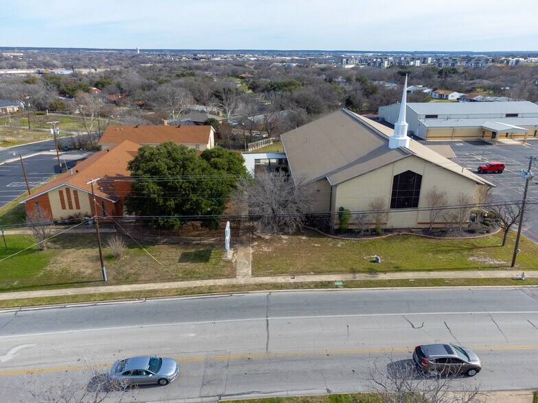 More Photos Of 906 Trimmier Rd, Killeen Religious Facility For Sale