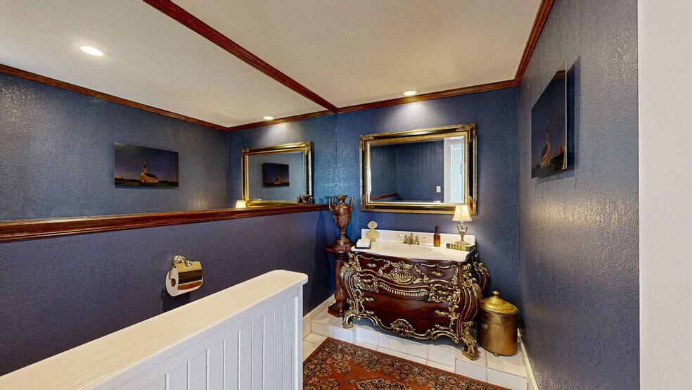 More Photos Of 1400 Sam Houston St, Sweetwater Hospitality For Sale
