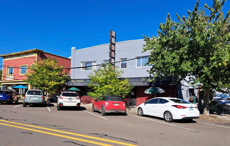 More Photos Of 11056-11070 SE Main St, Milwaukie Storefront Retail Residential For Sale