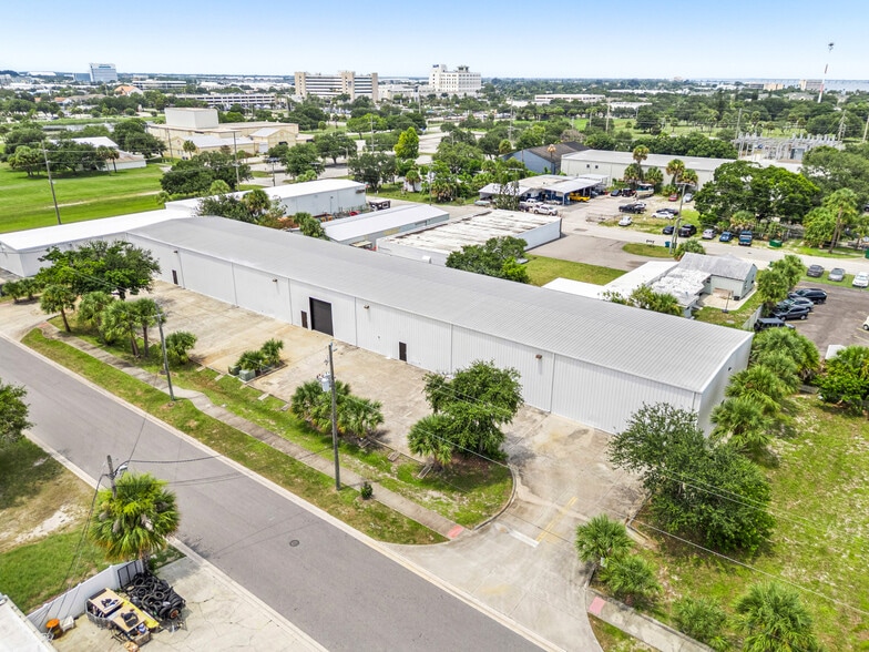 More Photos Of 716 Columbus Ave, Melbourne Manufacturing For Lease