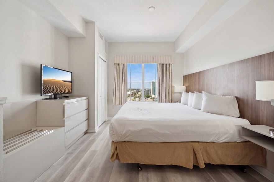 More Photos Of 7383 Universal Blvd, Orlando Hospitality For Sale