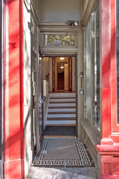 More Photos Of 1121 Walnut St, Philadelphia Apartments For Sale