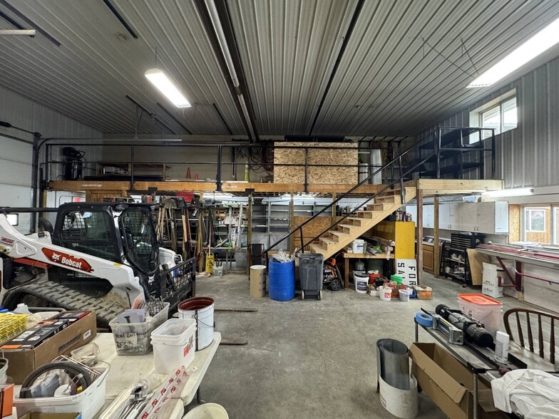 More Photos Of 4070 E Brigham Rd, Blue Mounds Office For Sale