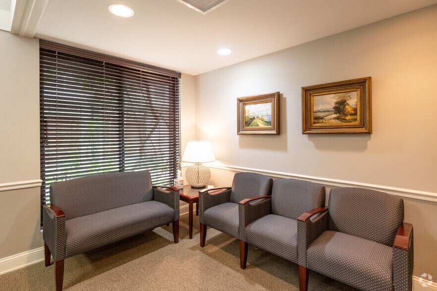 More Photos Of 601 Ewing St, Princeton Unknown For Lease