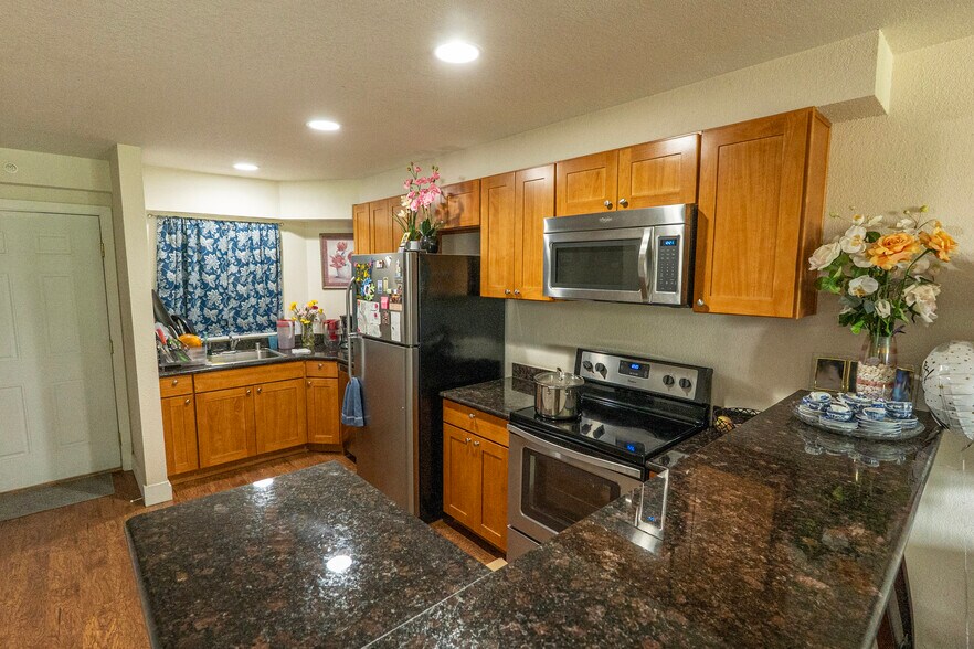 More Photos Of 1177 Harrington Ave, Renton Apartments For Sale