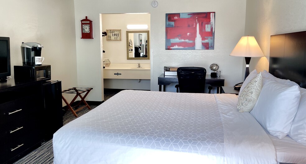 More Photos Of 1145 Sniders Hwy, Walterboro Hotel For Sale