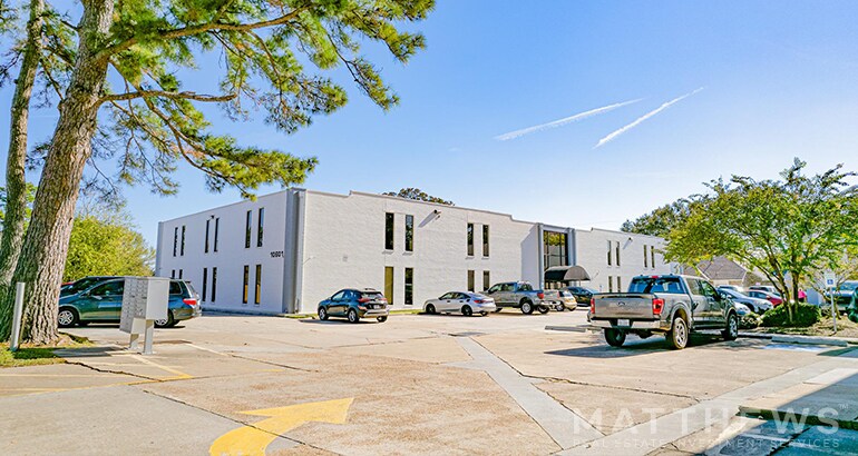 Primary Photo Of 10601 Grant Rd, Houston Office For Lease