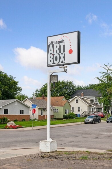 More Photos Of 5357 42nd Ave S, Minneapolis Freestanding For Sale