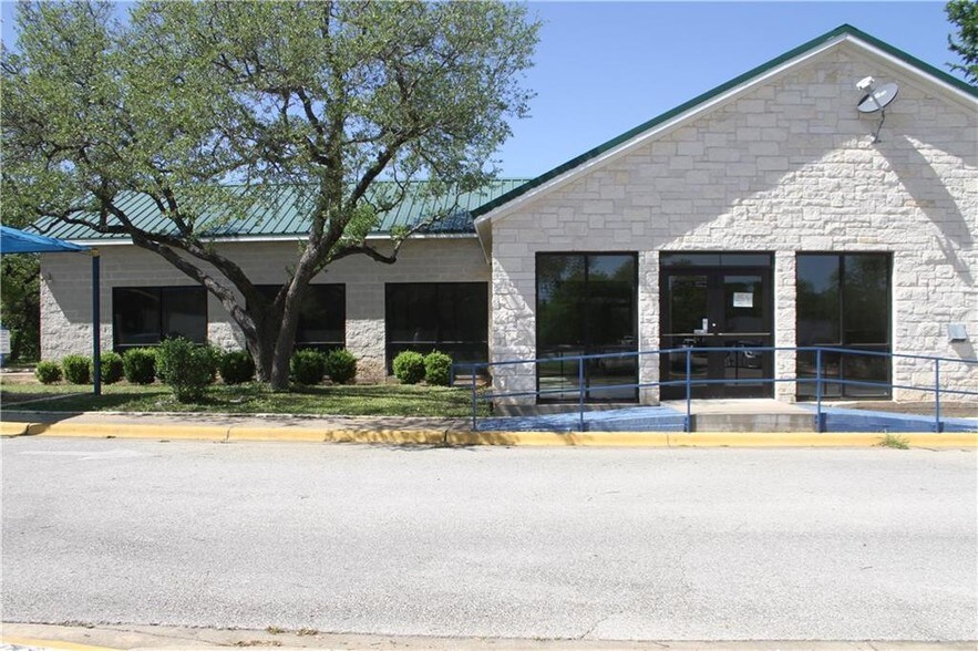 More Photos Of 11201 Pecan Park Blvd, Cedar Park Carwash For Lease
