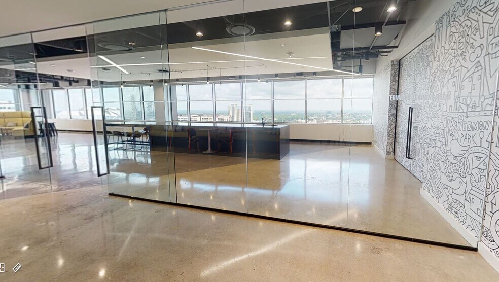 More Photos Of 100 Peachtree St NW, Atlanta Office For Lease