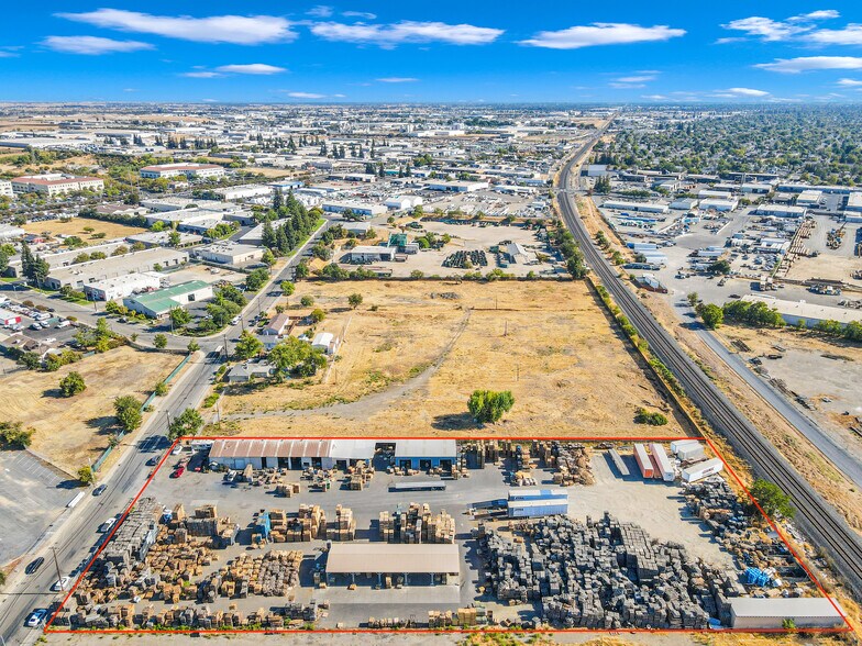 Primary Photo Of 3264 Ramona Ave, Sacramento Manufacturing For Sale