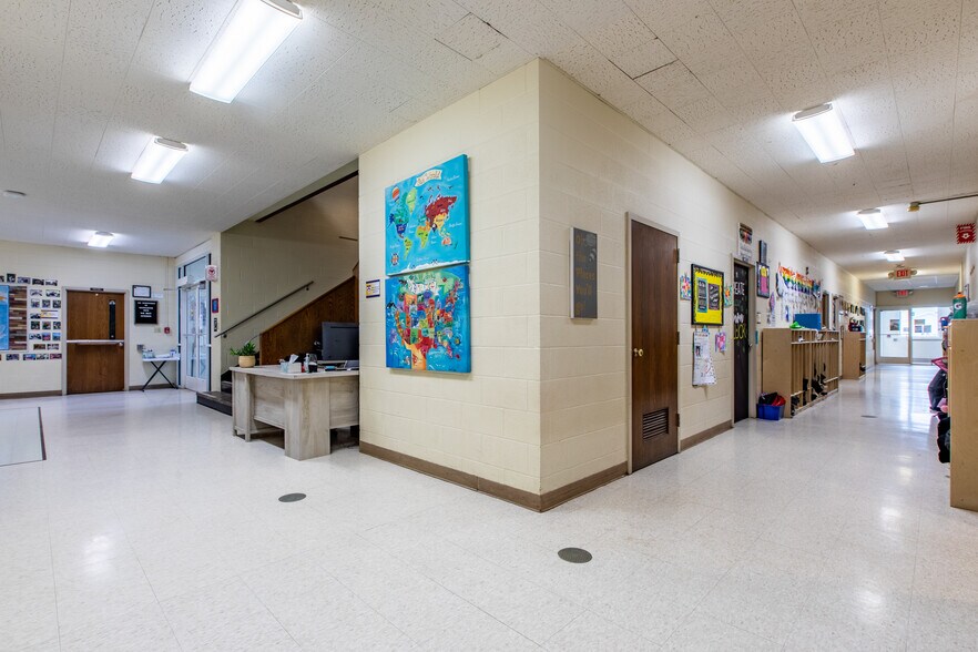 More Photos Of 974 Skyline Dr SW, Rochester Religious Facility For Lease