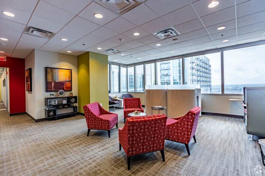 More Photos Of 424 Church St, Nashville Office For Lease