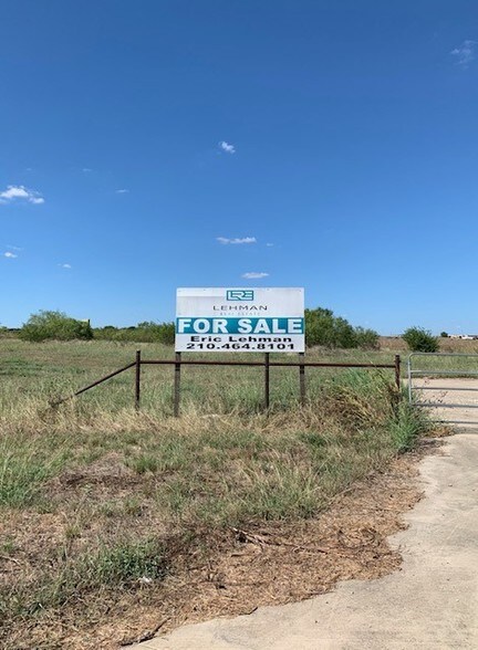 More Photos Of 3520 W US Highway 90, Seguin Land For Sale