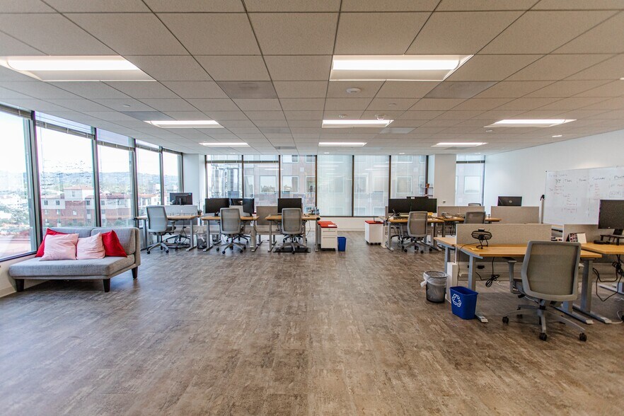More Photos Of 10880 Wilshire Blvd, Los Angeles Office For Lease
