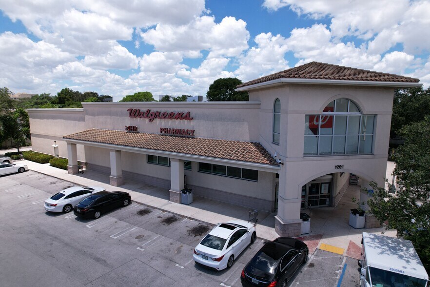 More Photos Of 1201 S Federal Hwy, Fort Lauderdale Drugstore For Sale