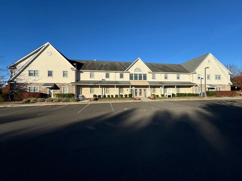 More Photos Of 790 Newtown Yardley Rd, Newtown Medical For Lease