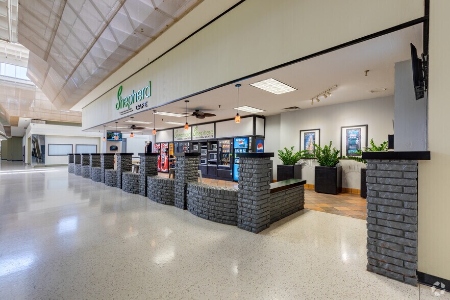 More Photos Of 2401 NW 23rd St, Oklahoma City Office For Lease