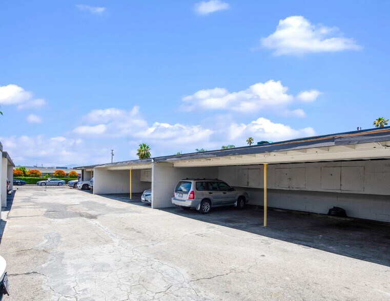 More Photos Of 26674 Ward St, Highland Apartments For Sale