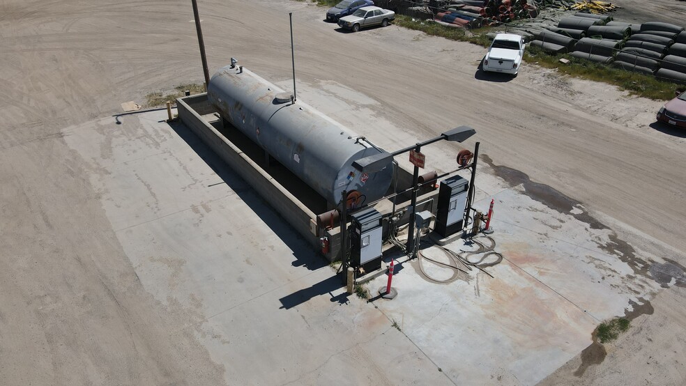 More Photos Of 1112 E Service Rd, Ceres Warehouse For Lease