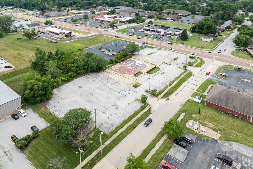 More Photos Of 4390 N Illinois St, Swansea Land For Sale