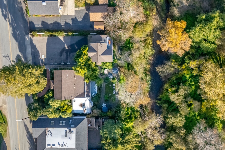 More Photos Of 2476 Main St, Cambria Hospitality For Sale