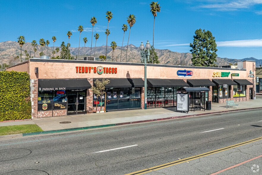 More Photos Of 1661 E Colorado Blvd, Pasadena Fast Food For Lease