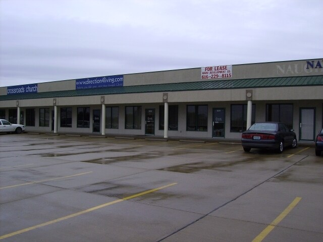 More Photos Of 622-640 W Jefferson Rd, Grain Valley Unknown For Lease