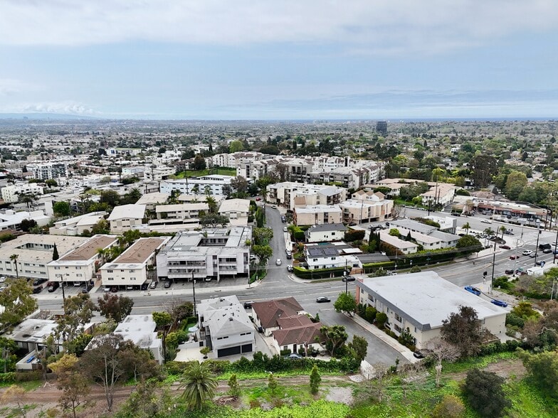 More Photos Of 3189 Cheviot Vista Pl, Los Angeles Apartments For Sale