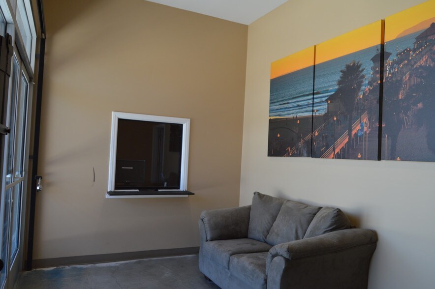 More Photos Of 11600 Bartlett Ave, Adelanto Freestanding For Sale