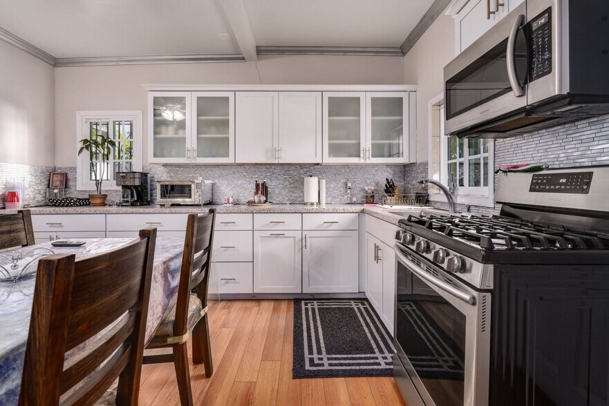 More Photos Of 1428 N Kenmore Ave, Los Angeles Apartments For Sale