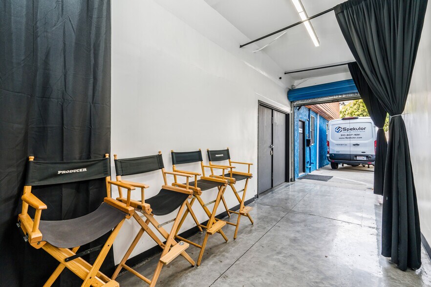 More Photos Of 3642 W 139th St, Hawthorne Movie Radio TVStudio For Sale