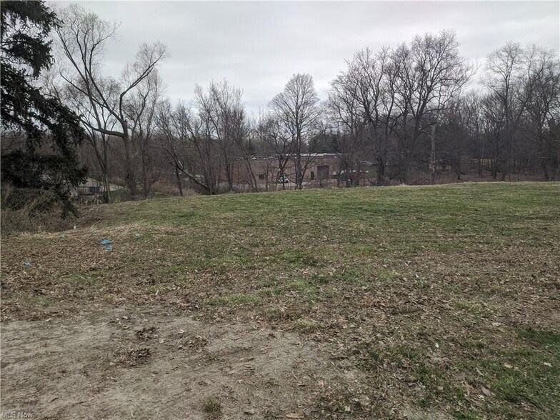 More Photos Of 9005 Jackson st, Mentor Land For Sale