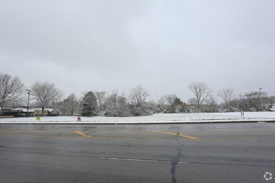 More Photos Of 1300 N Farnsworth Ave, Aurora Land For Sale