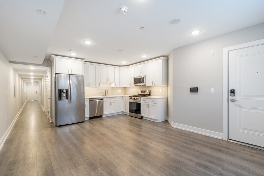More Photos Of 1309 S 52nd St, Philadelphia Apartments For Sale