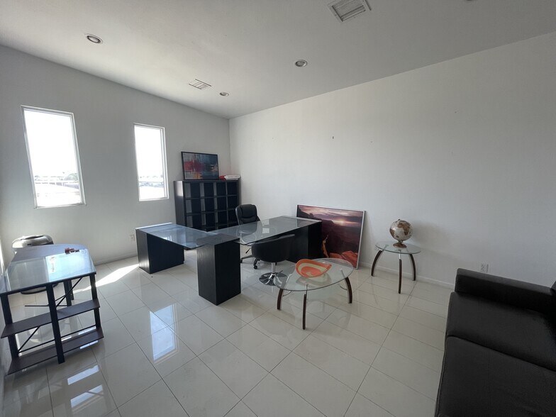 More Photos Of 2828 S Country Club Dr, Mesa General Retail For Sale