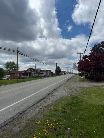 More Photos Of 111 Steubenville Pike, Burgettstown Office For Sale