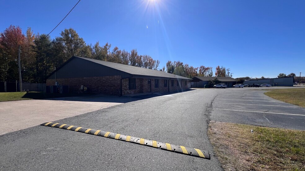 More Photos Of 501 S 1st St, Jacksonville Daycare Center For Sale