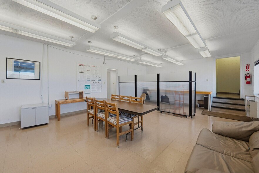 More Photos Of 1930 E Main St, Trinidad Office For Sale