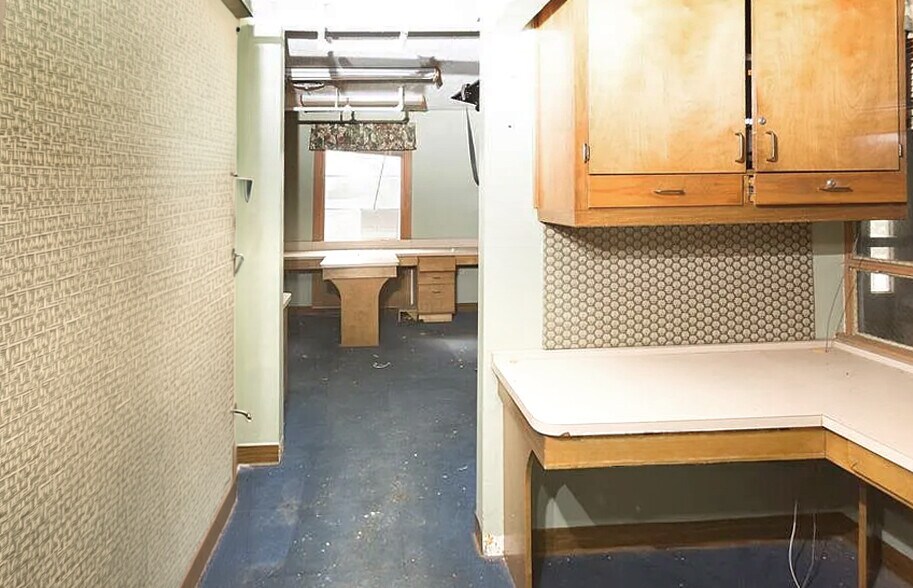 More Photos Of 109-111 S 33rd St, Temple Assisted Living For Sale