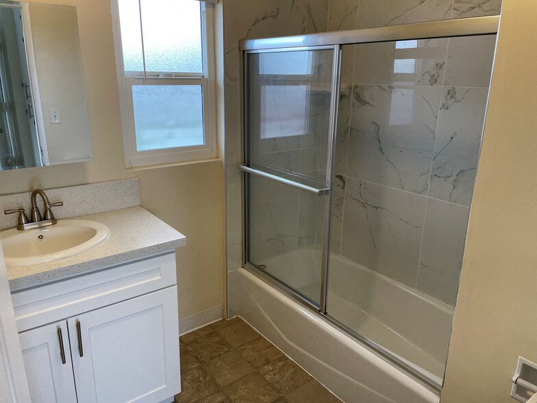 More Photos Of 313 E Hazel St, Inglewood Apartments For Sale
