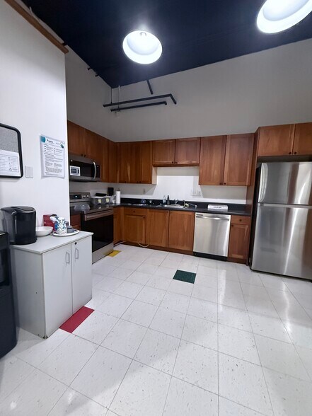 More Photos Of 8811 Production Ln, Ooltewah Manufacturing For Lease
