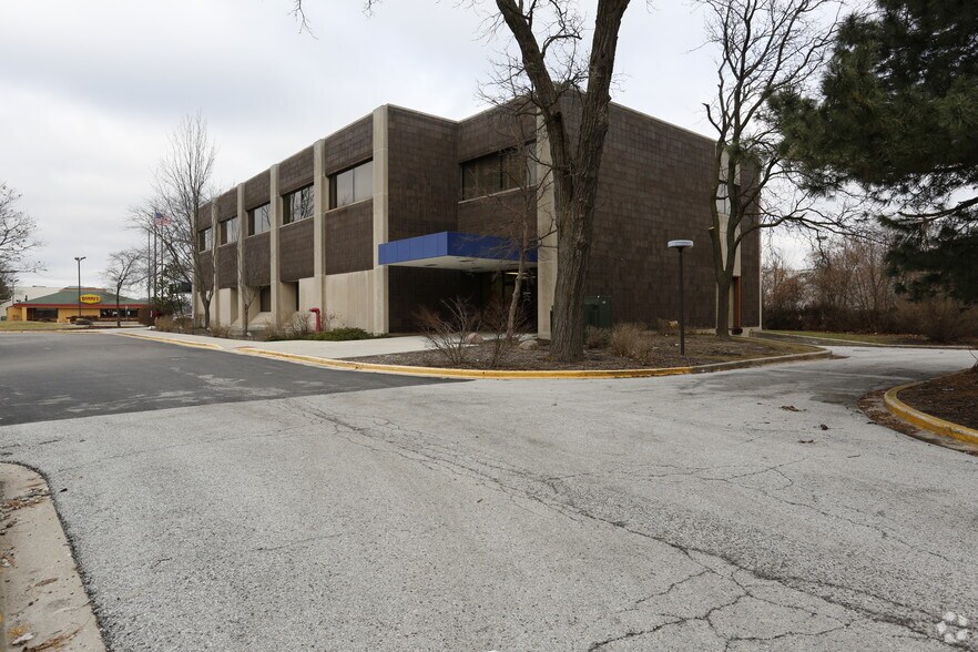 More Photos Of 1400 Torrence Ave, Calumet City Bank For Lease