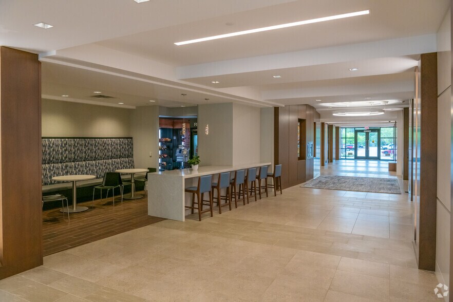 More Photos Of 4401 Leeds Ave, North Charleston Office For Lease