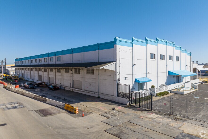 More Photos Of 435 23rd St, San Francisco Industrial For Sale