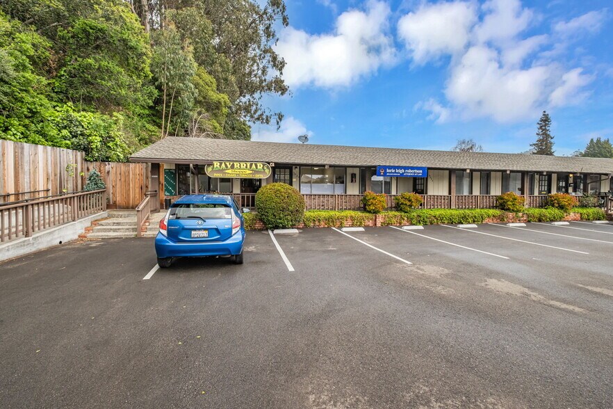 More Photos Of 3013-3035 Porter St, Soquel Office For Sale