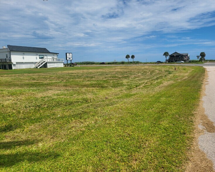 More Photos Of 7 1/2 Mile Rd & Termini San Luis Pass Rd, Galveston Land For Sale