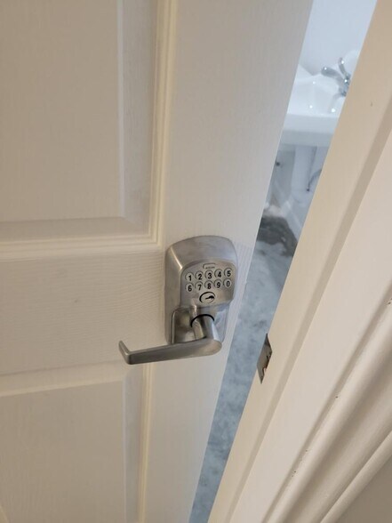 More Photos Of 4017 Interstate 10, Seguin Self Storage For Sale